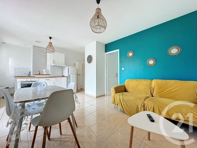 Appartement T3 à vendre - 3 pièces - 45.97 m2 - AGDE - 34 - LANGUEDOC-ROUSSILLON - Century 21 Vue Sur Mer